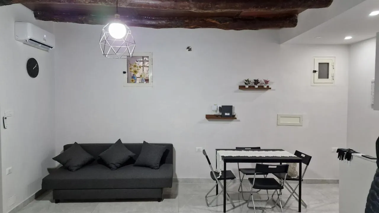 Vincent'S House Apartment Naples Italy