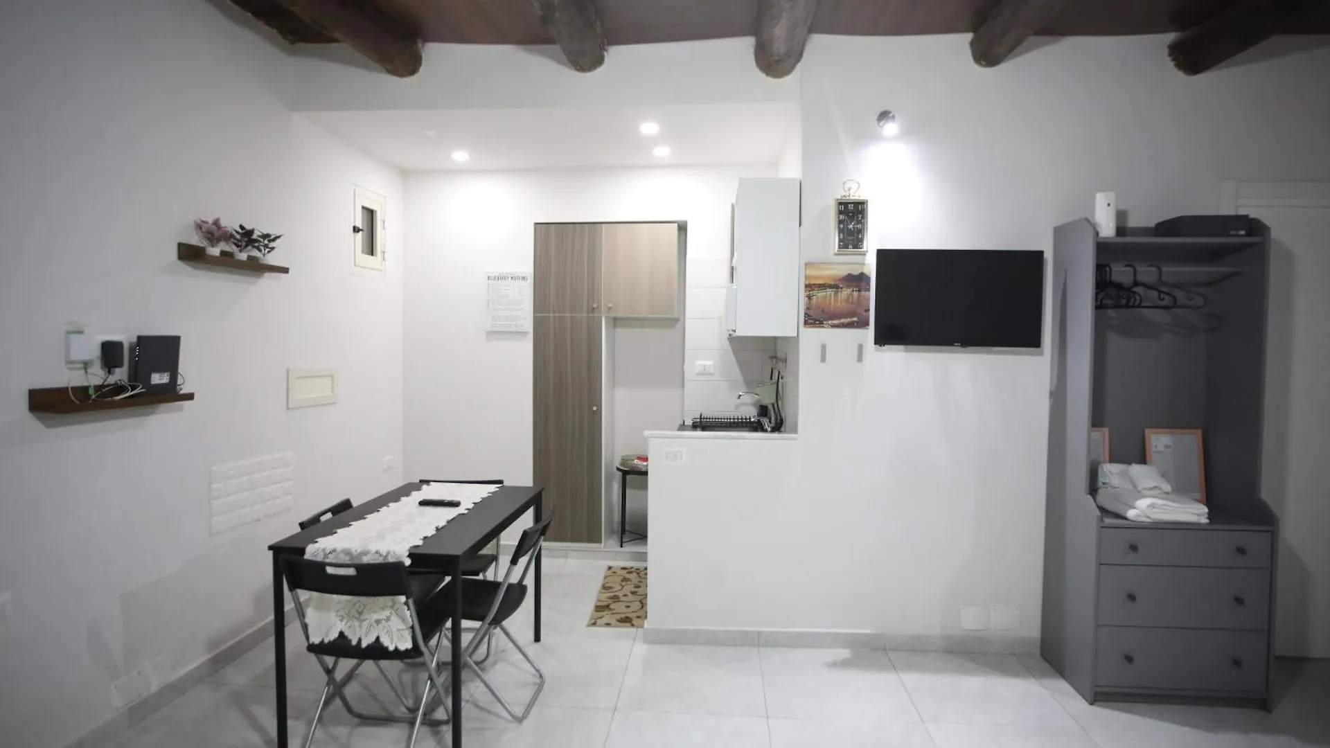 Vincent'S House Apartment Naples 0*,