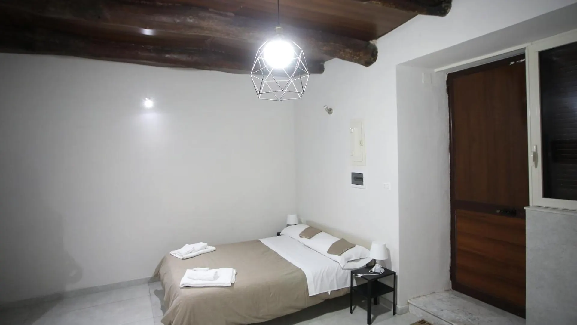Vincent'S House Apartment Naples 0*,
